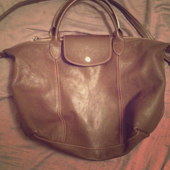 Longchamp Handbags - Longchamp Leather Bag