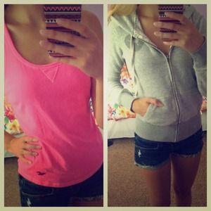 Bundle vs pink XS sweatshirt and XS hollister tank