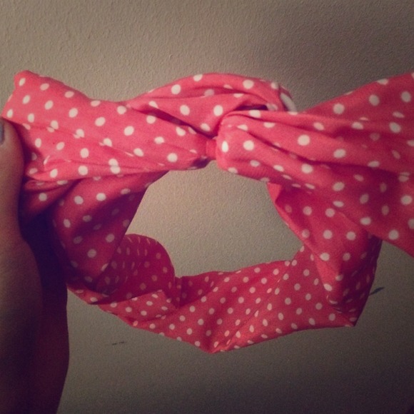 Pink Poker dot head band🎀