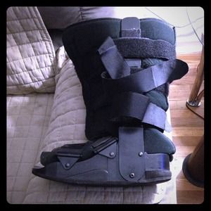 Medical boot