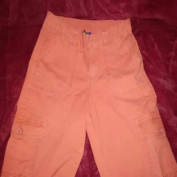 Jag captions size 4