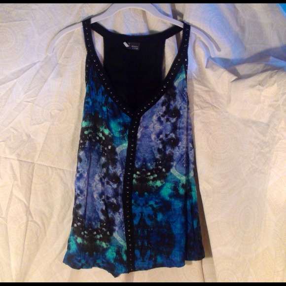 Blue tank top