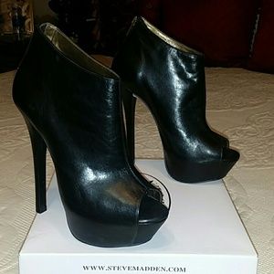 Steve Madden platform shoes