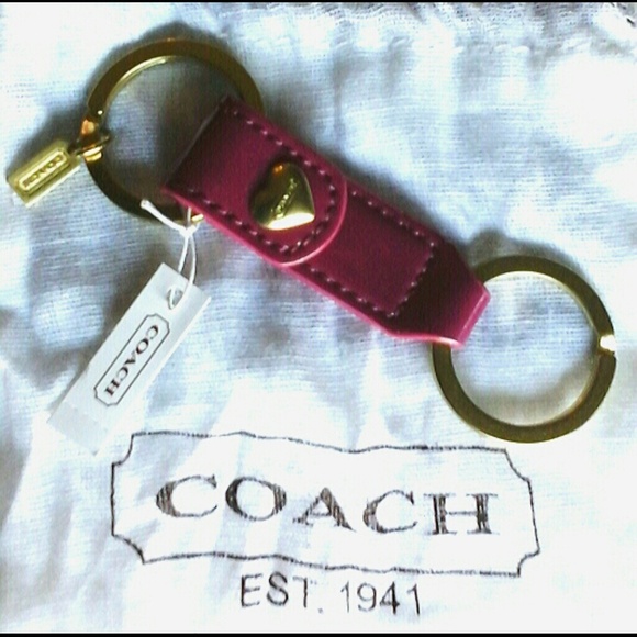 Coach Patent Dual Key Ring + FREE COACH GIFT!