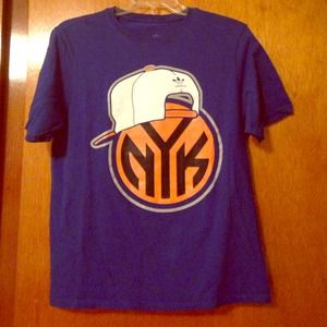 Unisex trefoil Knicks tee