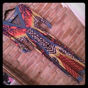 🚫SOLD🚫REDUCED! Bright printed Maxi🍄