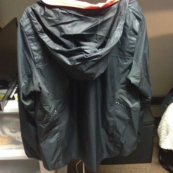 Wind Jacket! - Picture 3 of 3