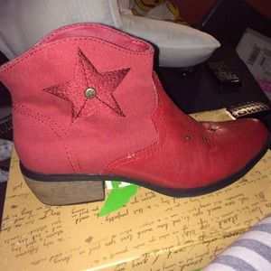 Selena Gomez Cow Girl Boots