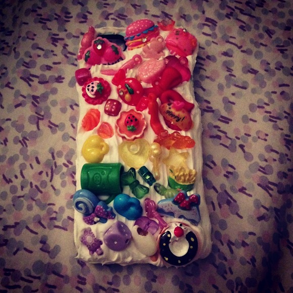 Phone Case With Sweets Charms - Etsy Handmade dessert/charm iPhone case!