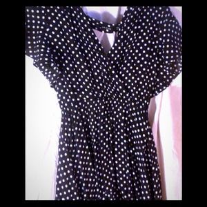 Black short sleeve polka dot dress