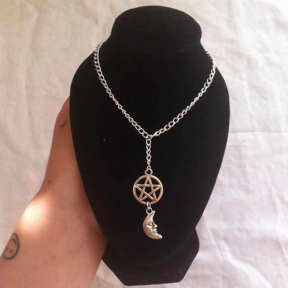 UNIF Accessories - witchcraft chain choker ($10 on PP)