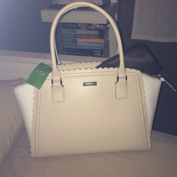 Brand new authentic kate spade bag w/ tags