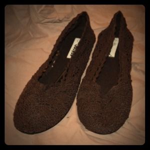 Brown mesh/lace shoes