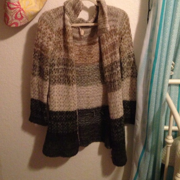 Free people sweater