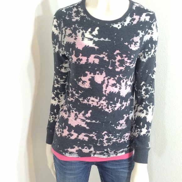 Relativity Long sleeve Tee