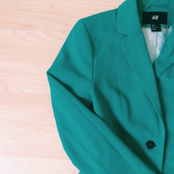 🎉REDUCED🎉 Green H&M blazer
