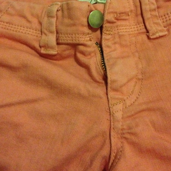 Pink short - Picture 2 of 2