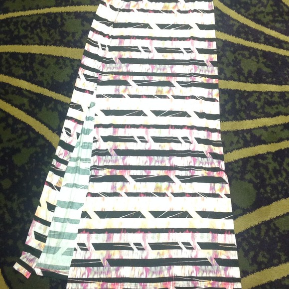 2 PC Maxi Set - Picture 2 of 4