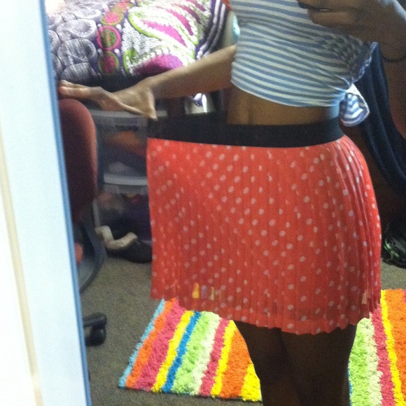 Polka Dot Mini - Picture 4 of 4