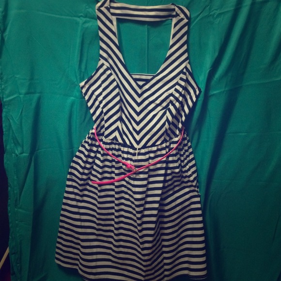 👗PRICE REDUCED!!Navy Blue/White Stripe Mini Dress