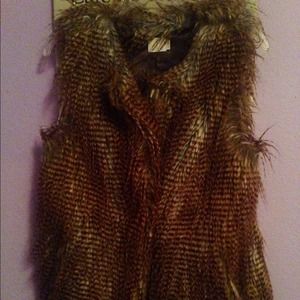 ❌SOLD❌ Faux fur vest