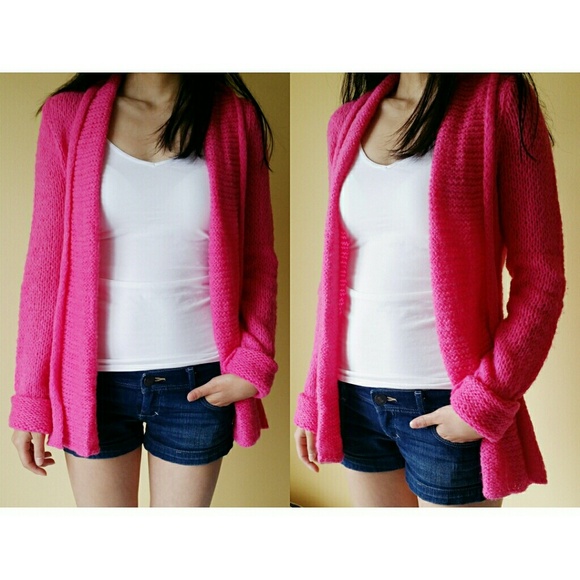Hollister Sweaters - Hot pink sweater