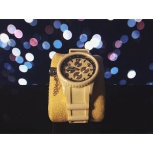 Invicta Russian Diver Watch (White/Cream)