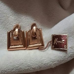 Vintage Monet clip on earrings