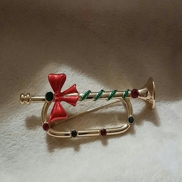 Christmas pin