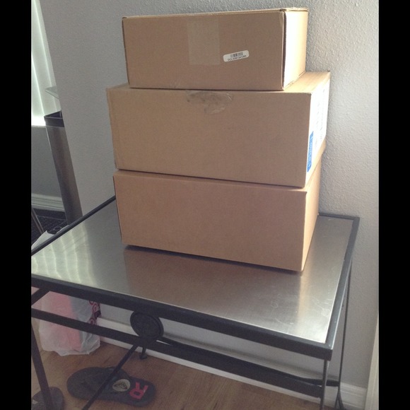 ✋✋✋✋✋✋ Mini and belkin case(no otter box case)