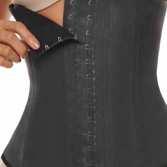 Waist trainer