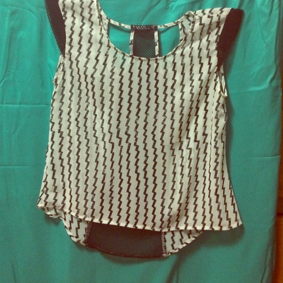Black and white top