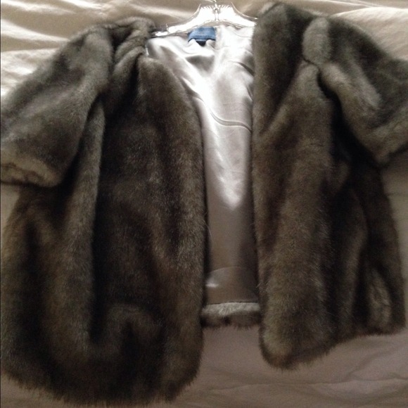 Vera wang coat