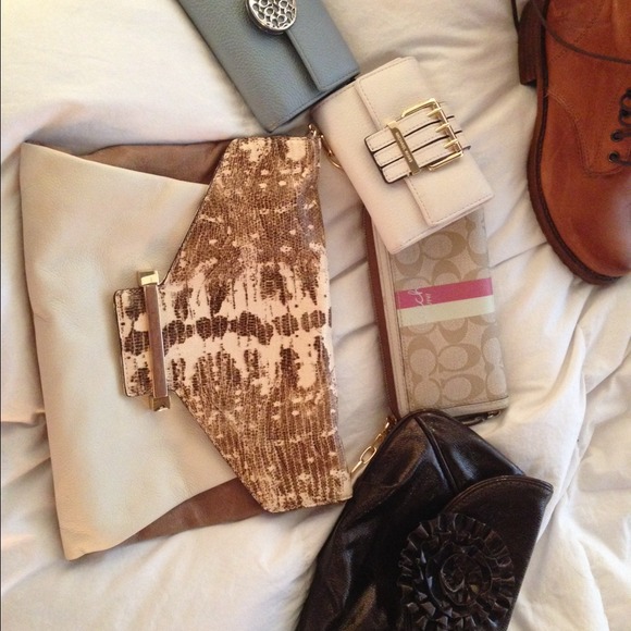 Purses! Wallets!! Oh my!!