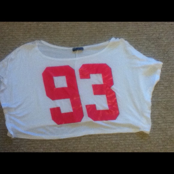 #93 Crop Top