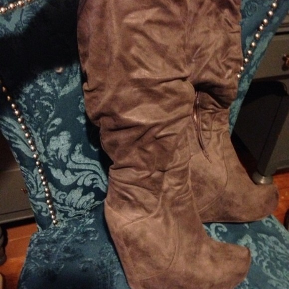 Jessica Simpson Wedge Slouchy Boot