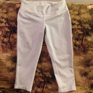 White and gray work out crops