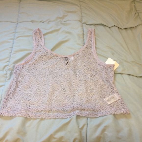 Divided lace tank