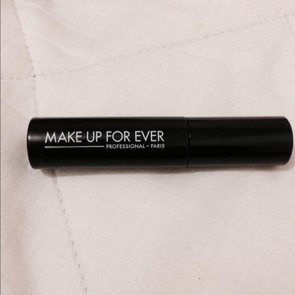 SOLD..free w/pink purchase Make up forever mascara