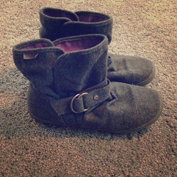 Really cute blowfish ankle boots