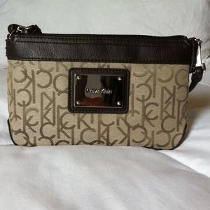 LAST CHANCE! Calvin Klein wristlet