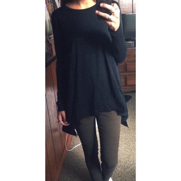 ❌ BUNDLED ❌ Long sleeve black swing tunic - Picture 2 of 3
