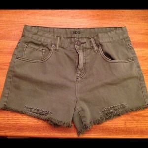 BDG Midrise Freja Vintage Fit Shorts
