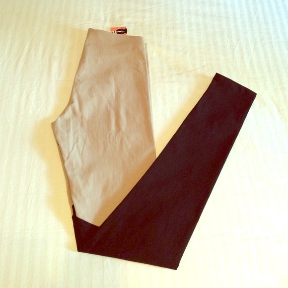 Khaki and black color block leggings
