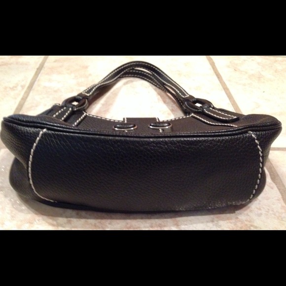 Authentic Tod's $975 handbag - Picture 3 of 4