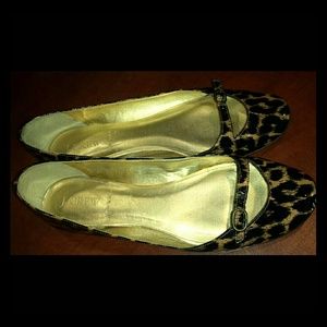 Cute leopard flats !!!