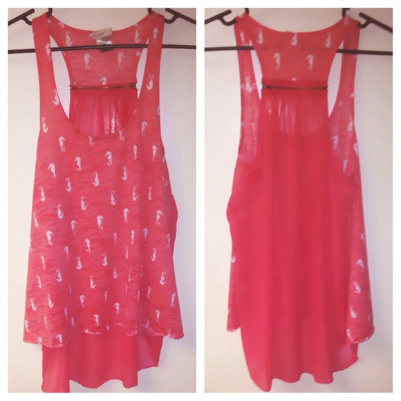 Coral Racerback Top Seahorse pattern. Size: Small