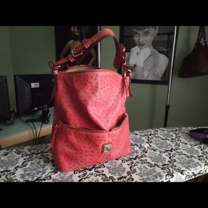 💯 Authentic Dooney  and Burke