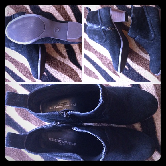 Mossimo black ankle boots sz 7