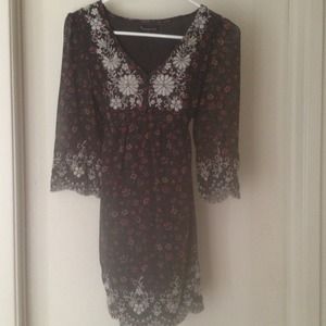 Adorable floral lacy long blouse